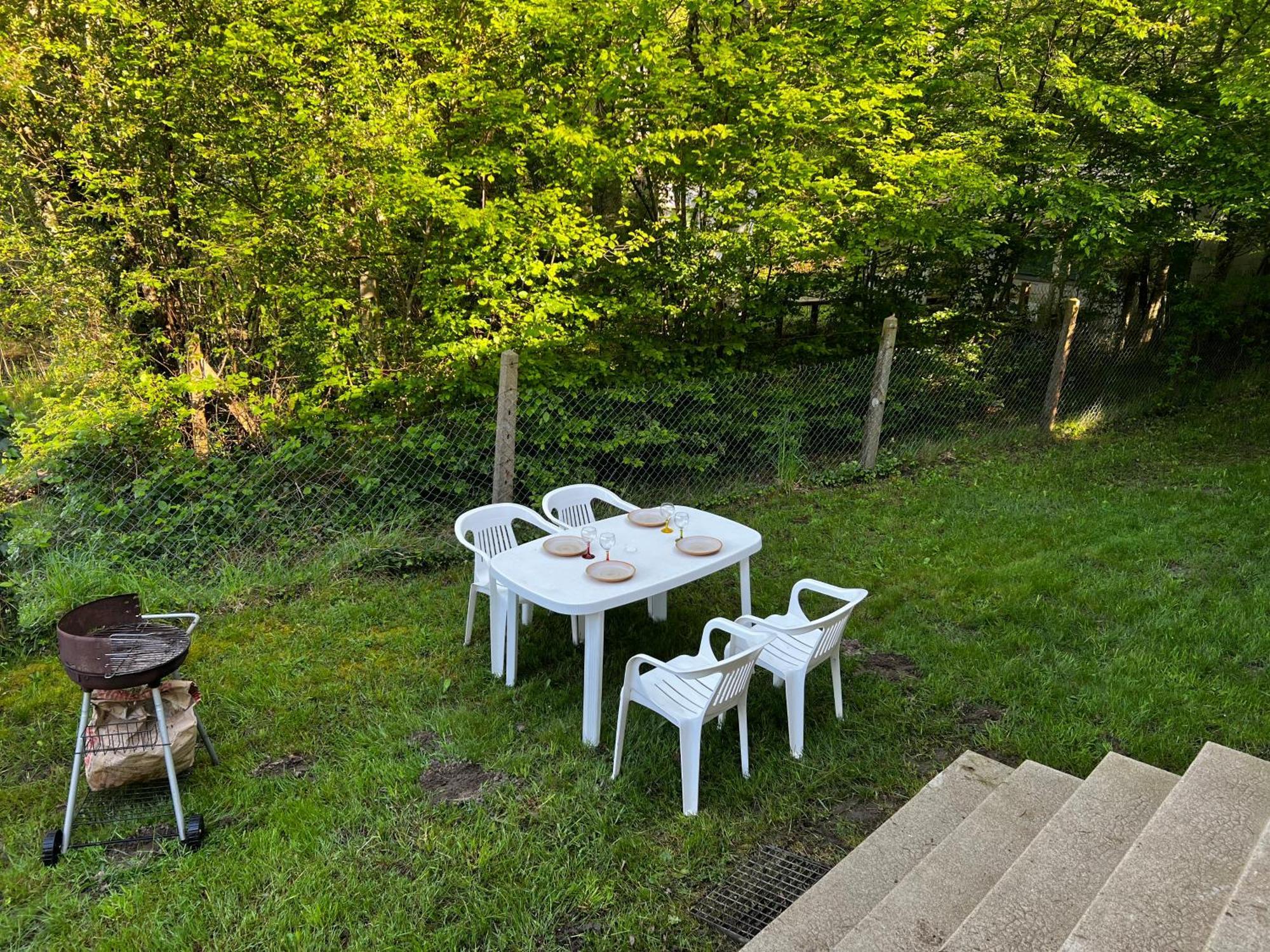 Chalet Au Bord De L'Etang 4 Pers Les Boulmiers Buitenkant foto